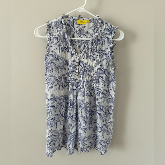 Roberta Roller Rabbit Tank Top Size XS White Blue Elephant Palm Tree Vacation - Picture 1 of 8